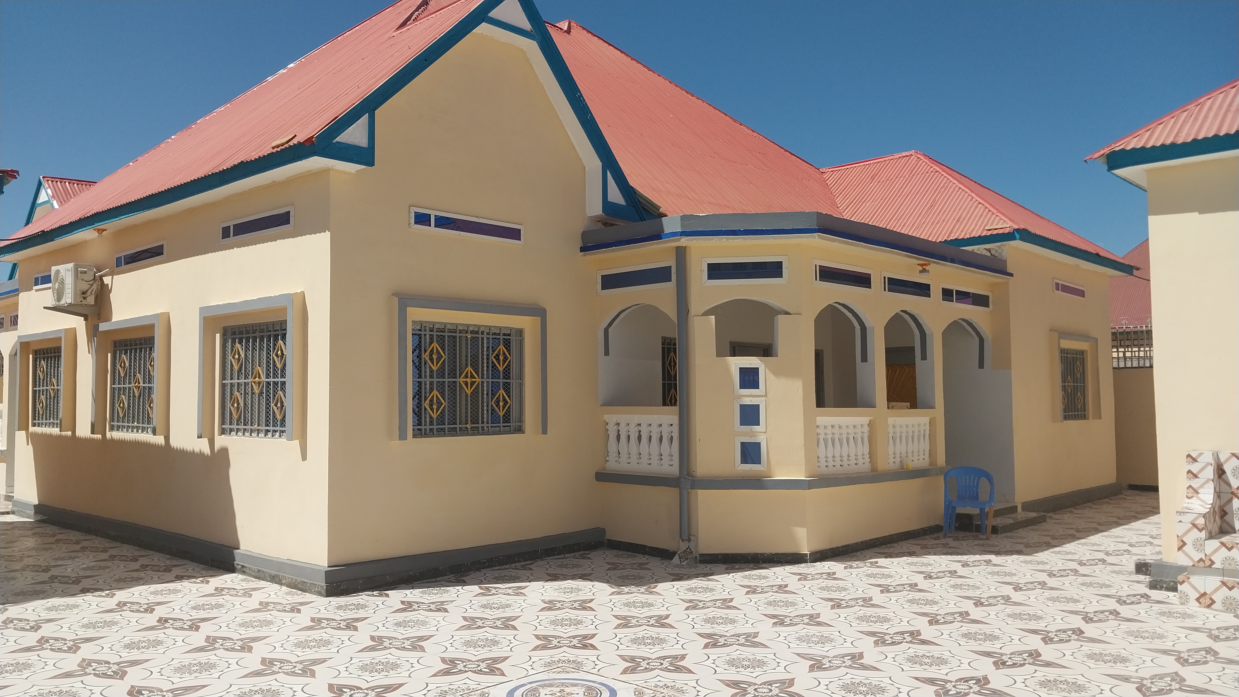 Hass Villa